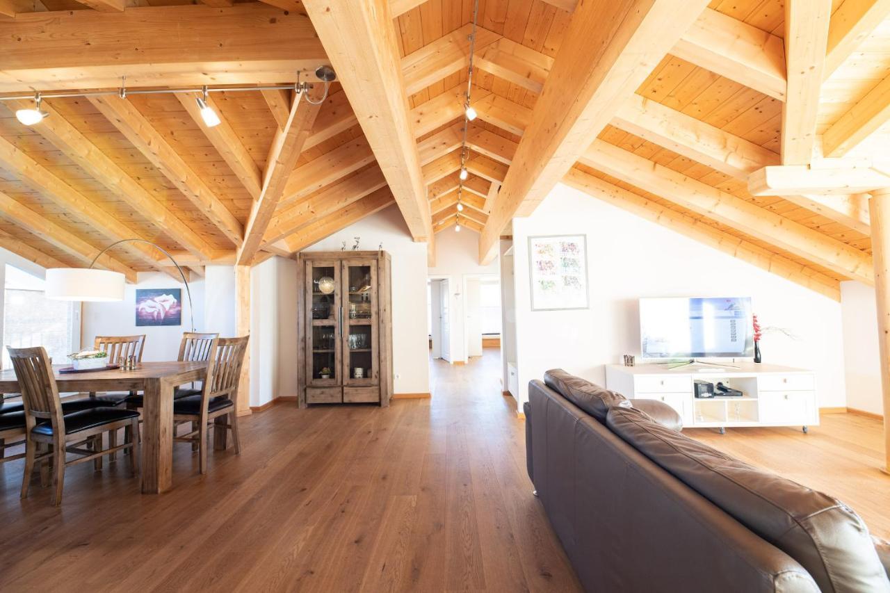 Bergzauber Apartment การ์มิช-พาร์เทนเคียร์เชน ภายนอก รูปภาพ